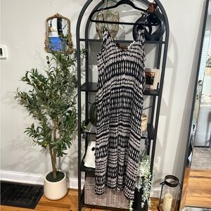 Lovestitch Black and White Tie-Dye Maxi Dress size small medium